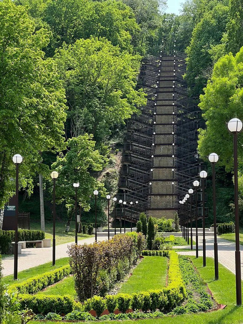 Лестница Мэздах