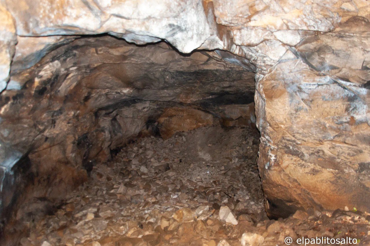 Красногуляевские пещеры