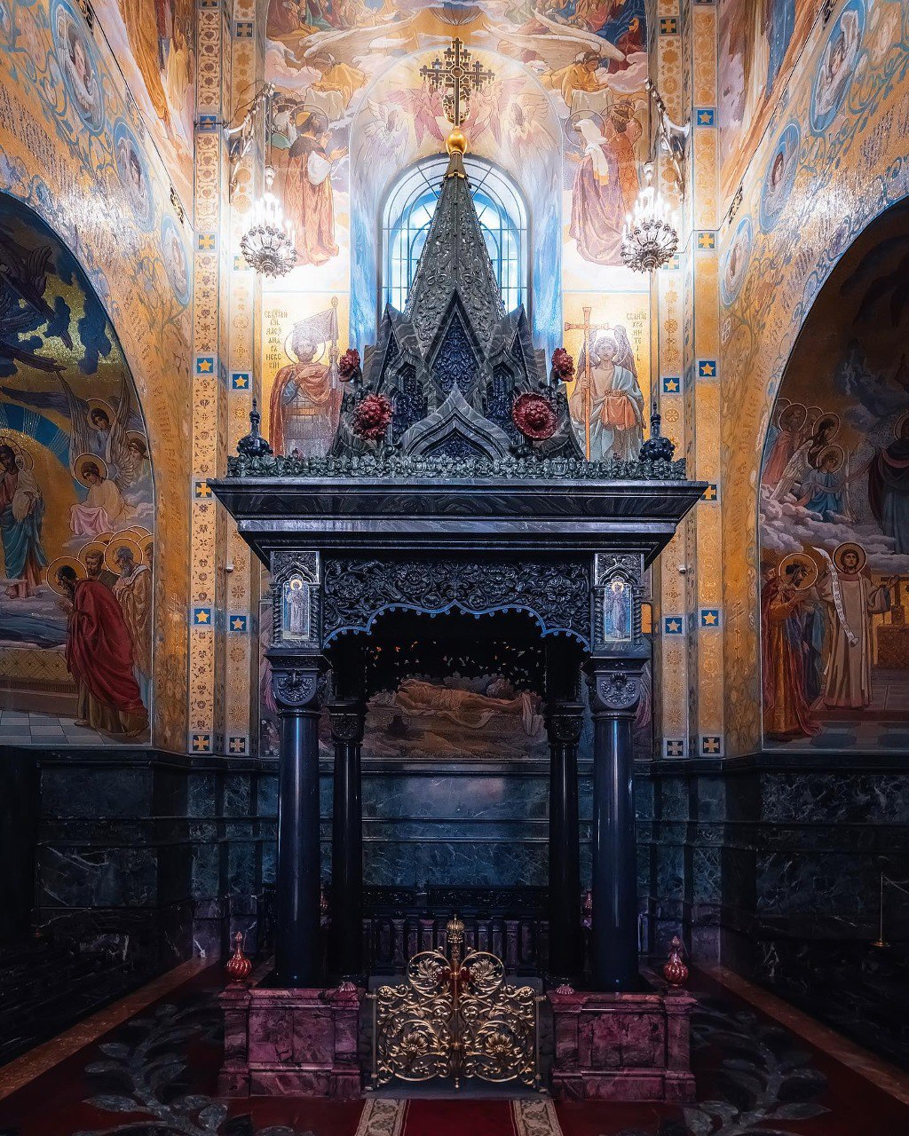 Храм Спас на Крови