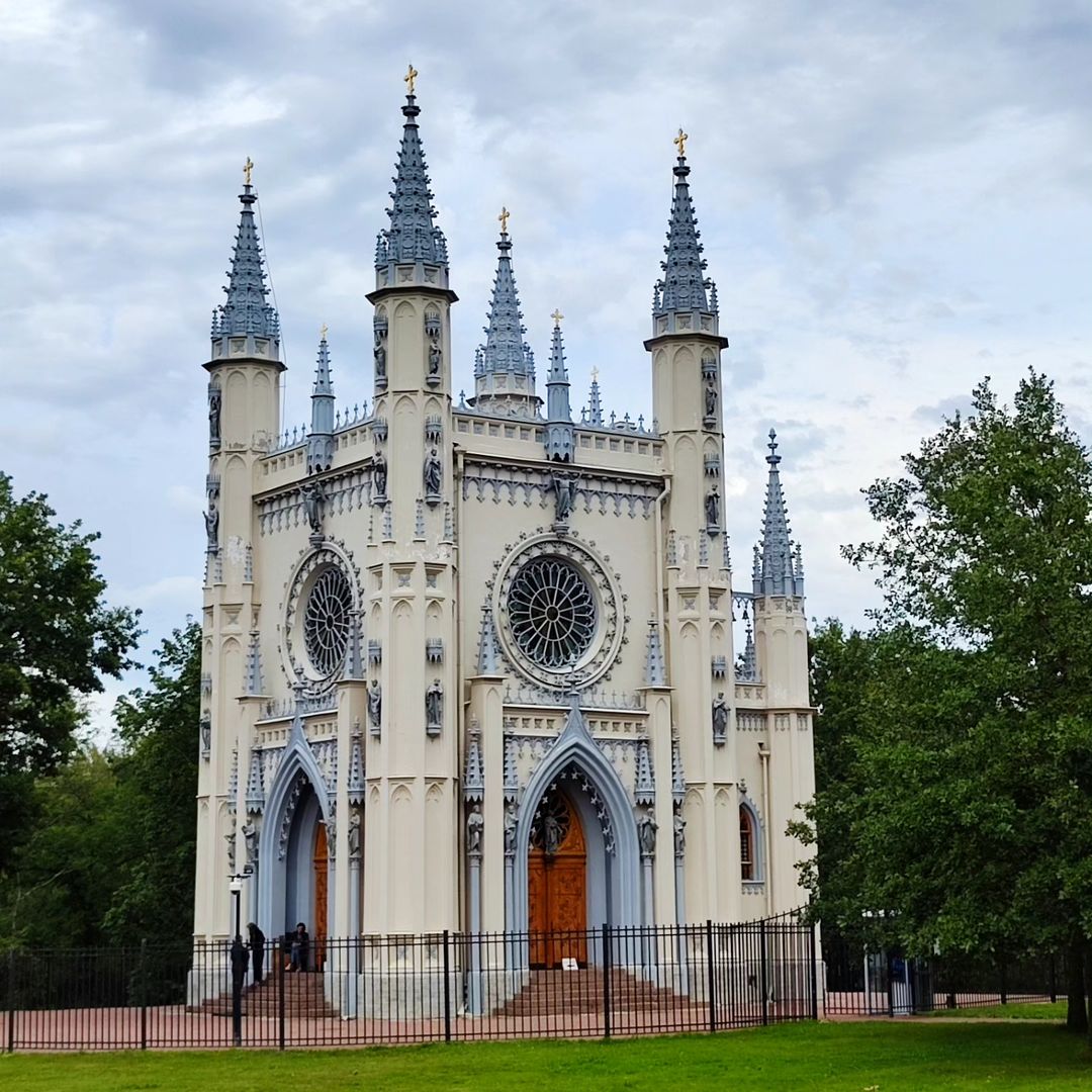Готическая капелла