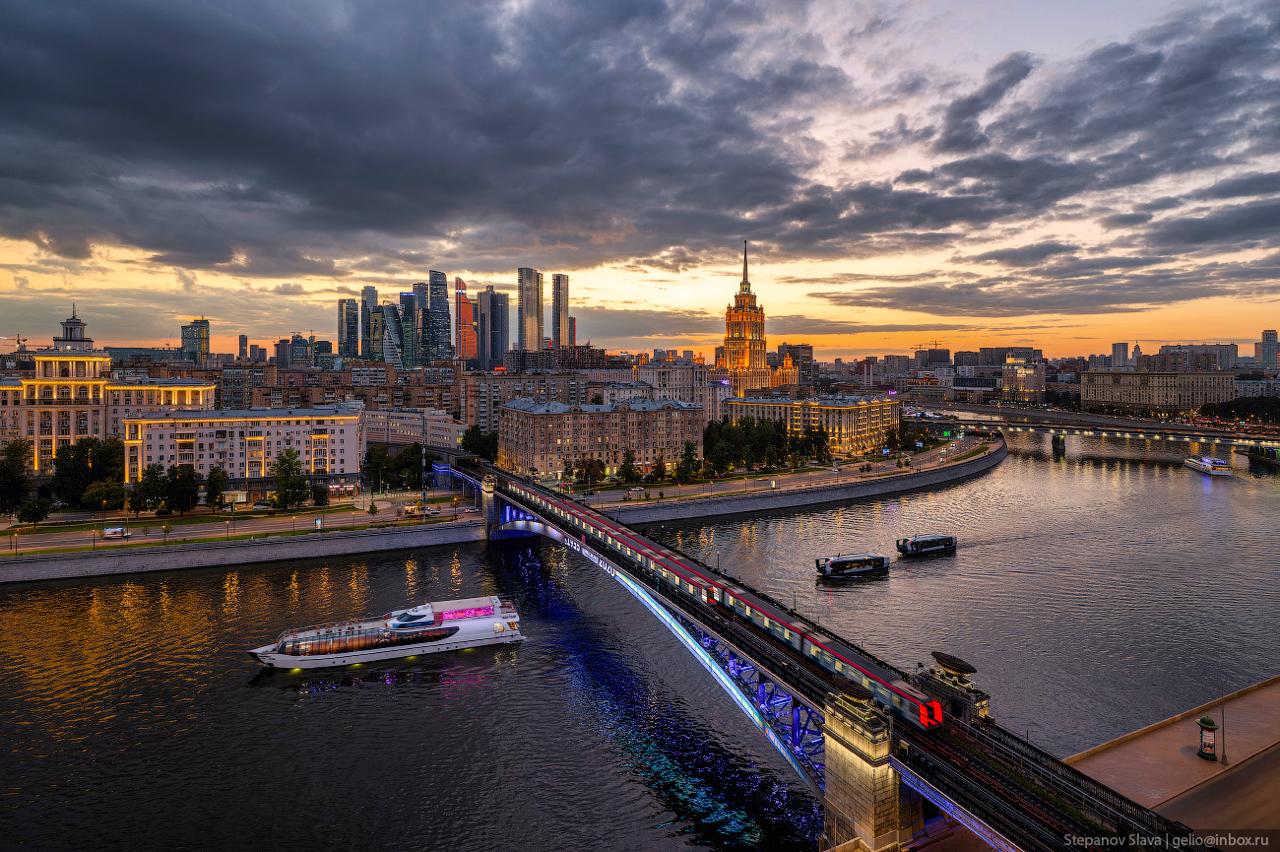Смоленский метромост