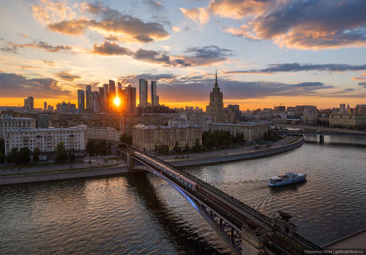 Смоленский метромост