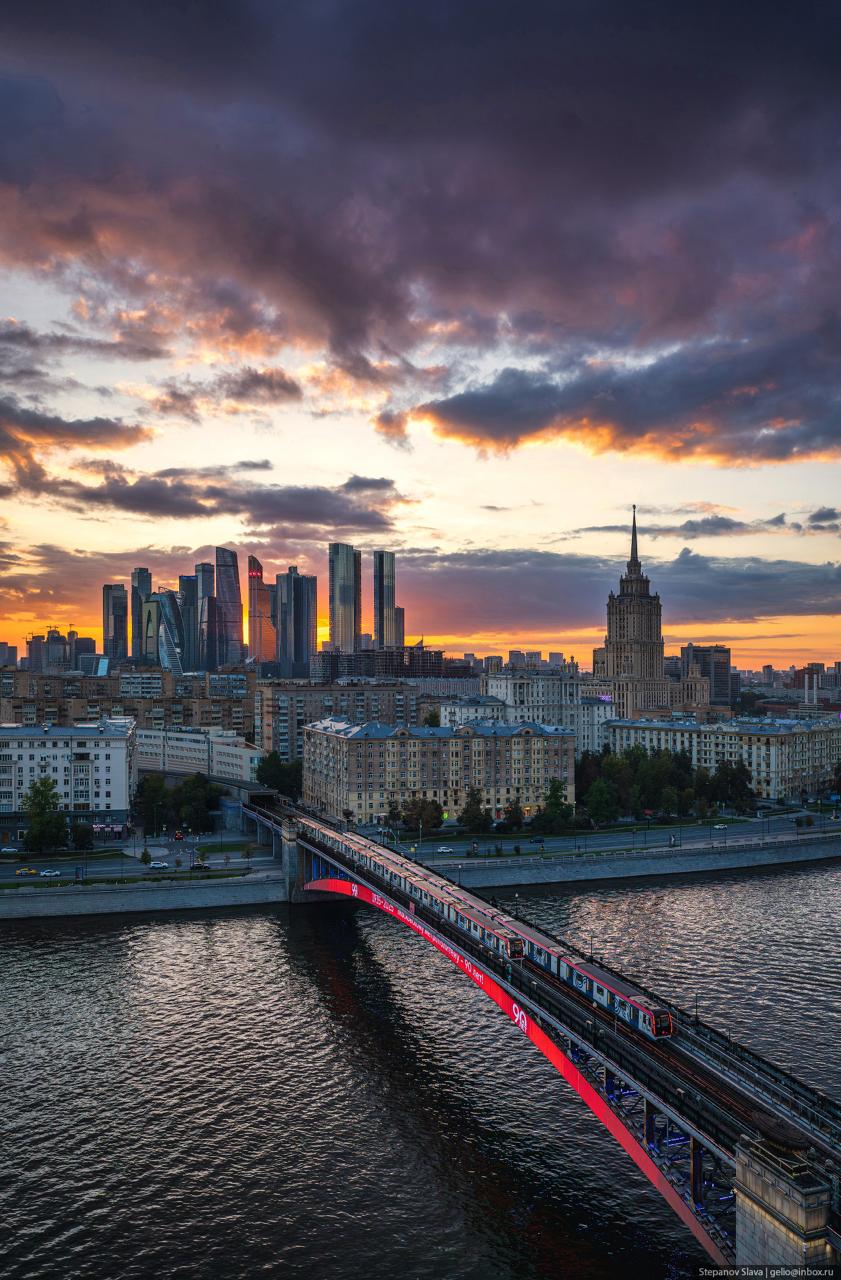 Смоленский метромост