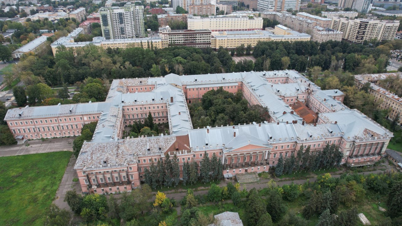 Екатерининский дворец в Москве