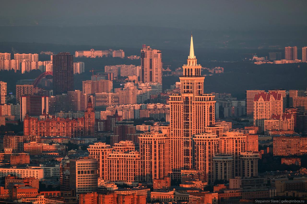 Небоскрёб Триумф-Палас