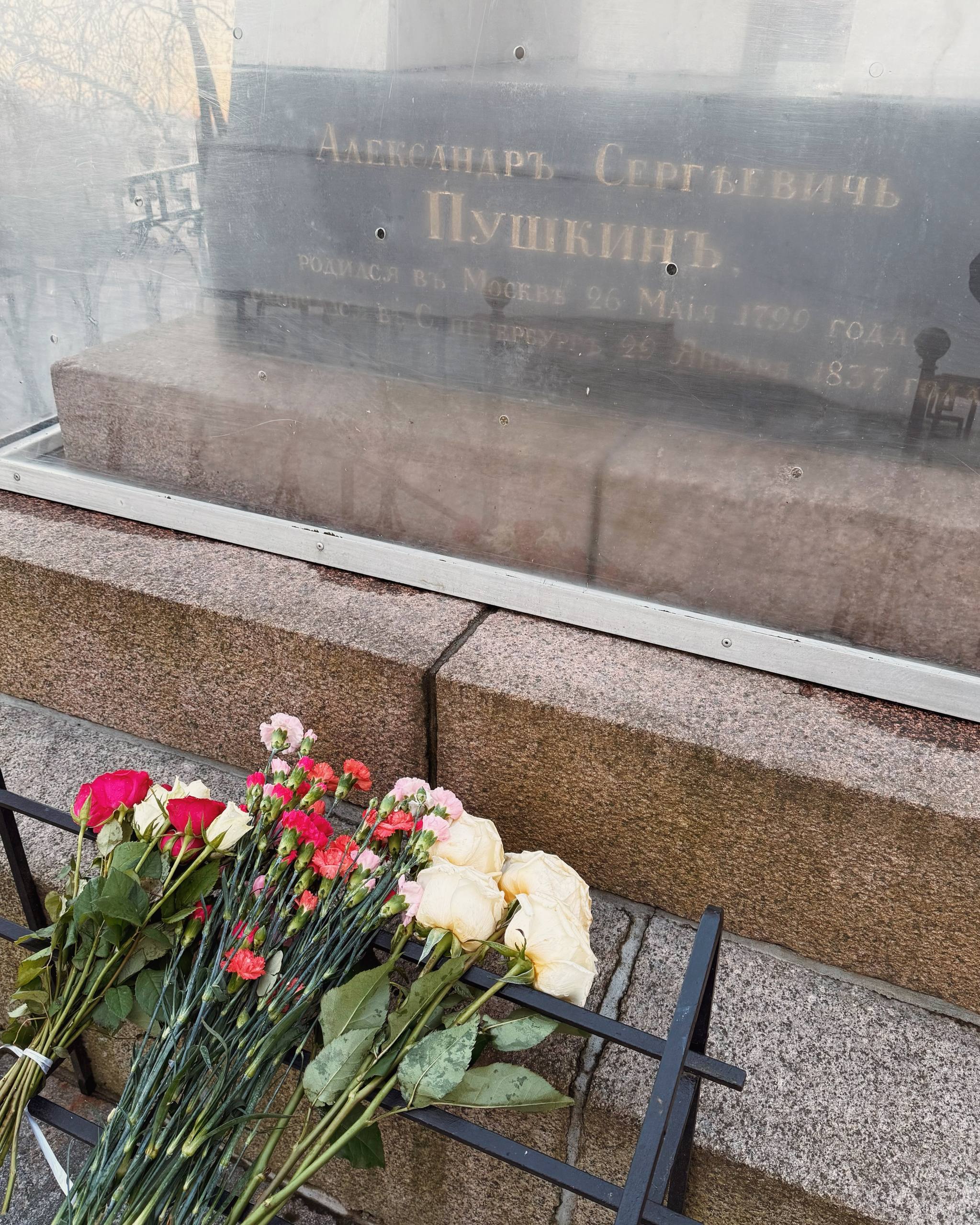 Успенский Святогорский монастырь