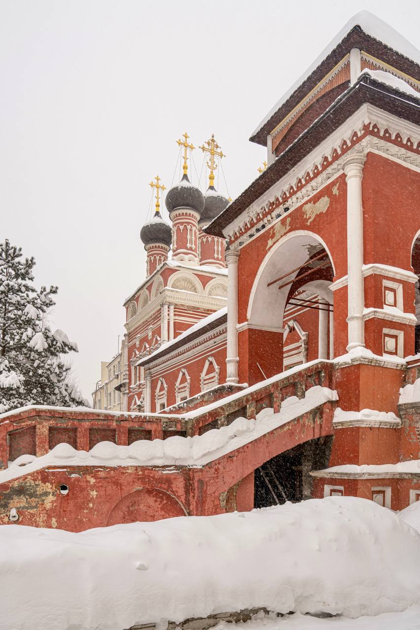 Высоко-Петровский монастырь