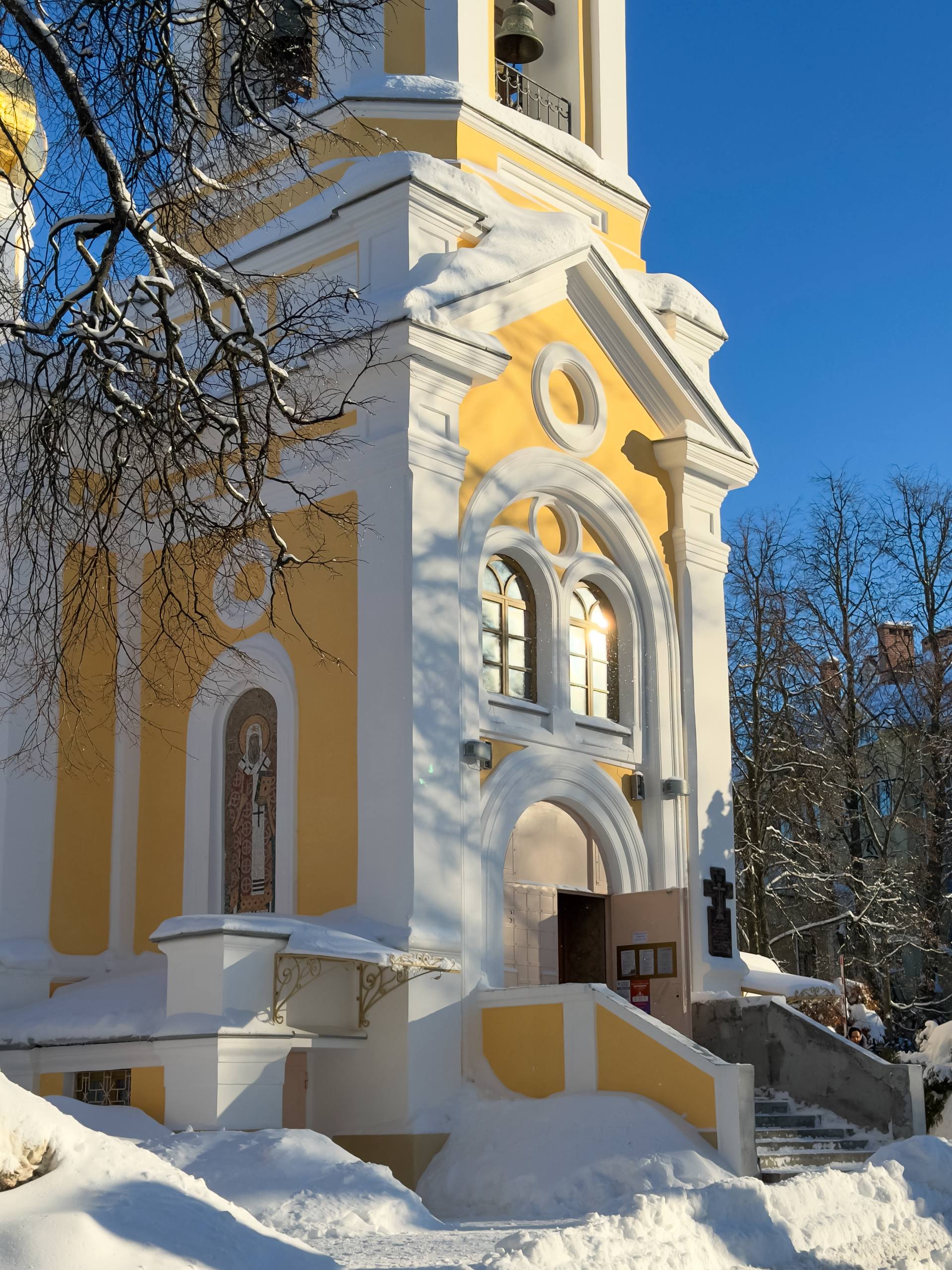 Храм Святителей Московских