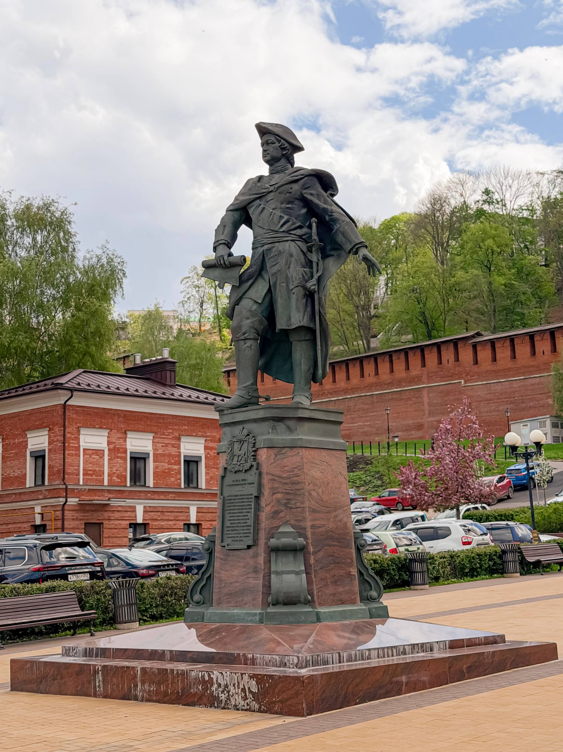 Памятник Петру I в Нижнем Новгороде