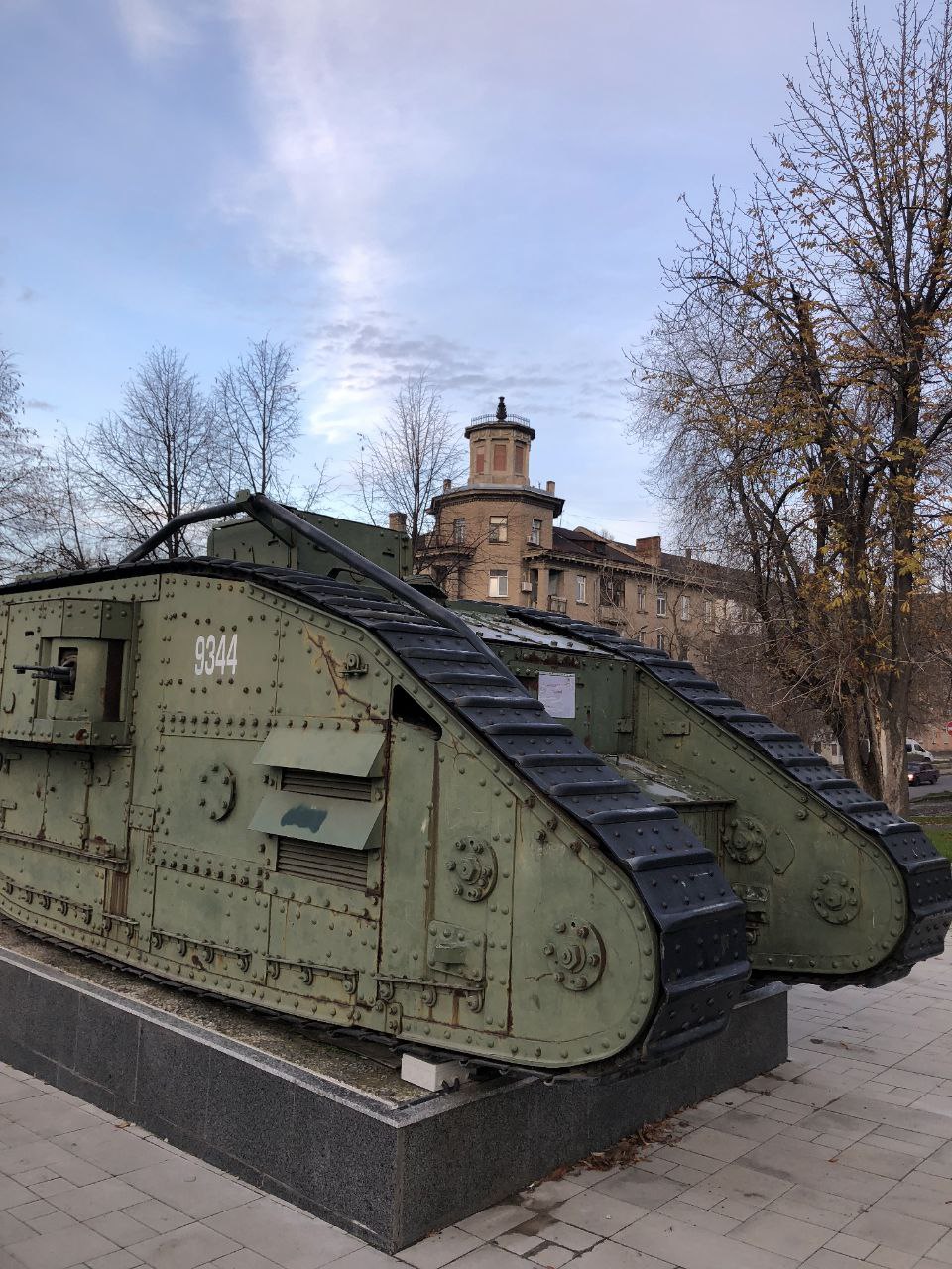 Танк Mark V в Луганске