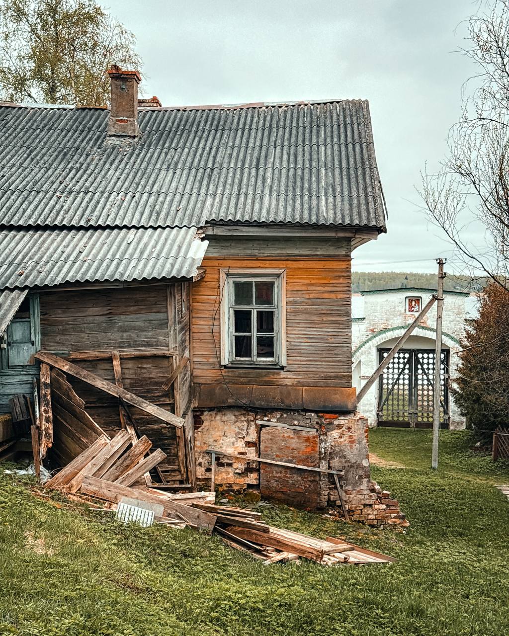 Воскресенский Горицкий монастырь