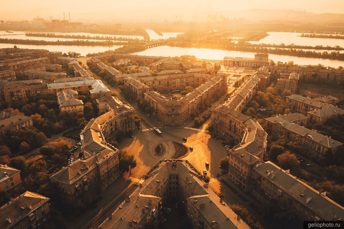 Октябрьская площадь, Магнитогорск