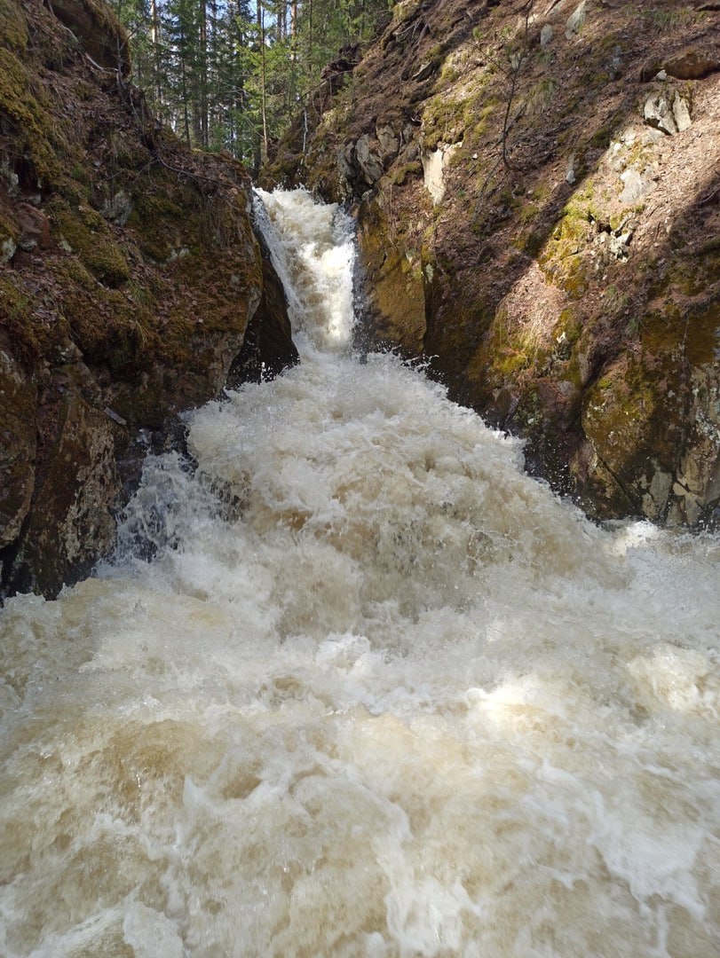 Водопад Каменные губы