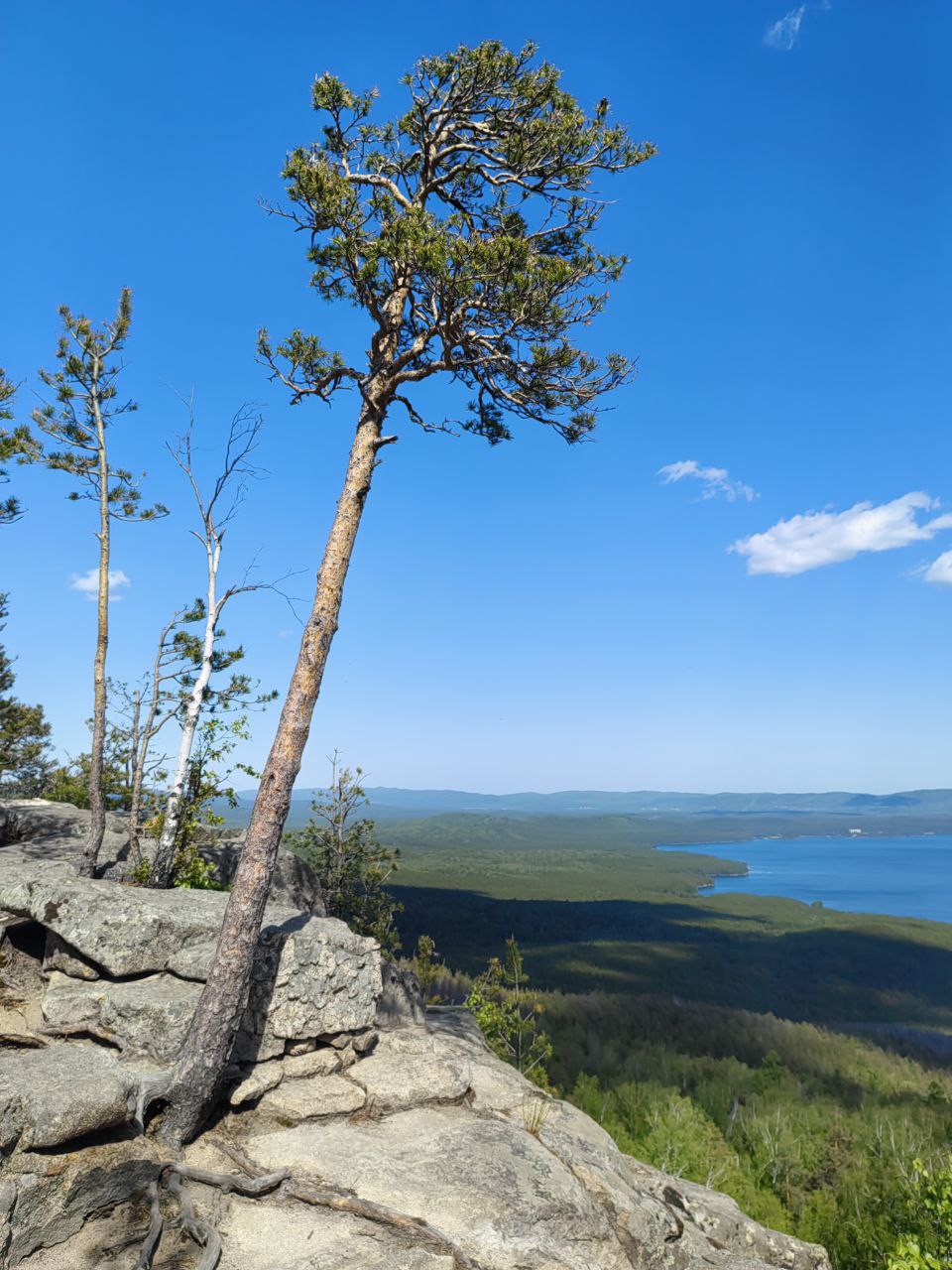 Заозерный хребет