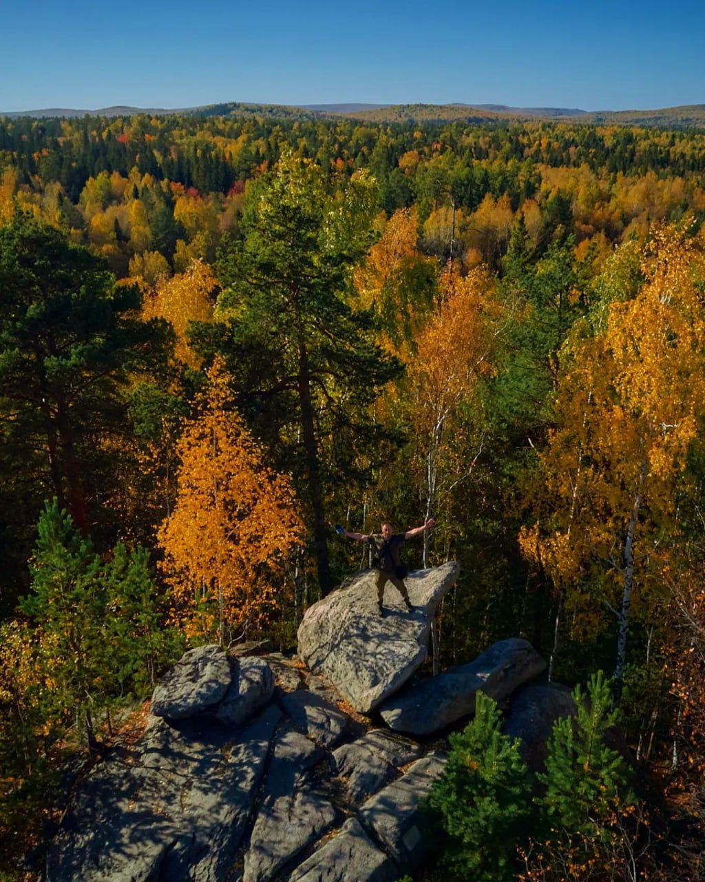 Скала Соколиный камень