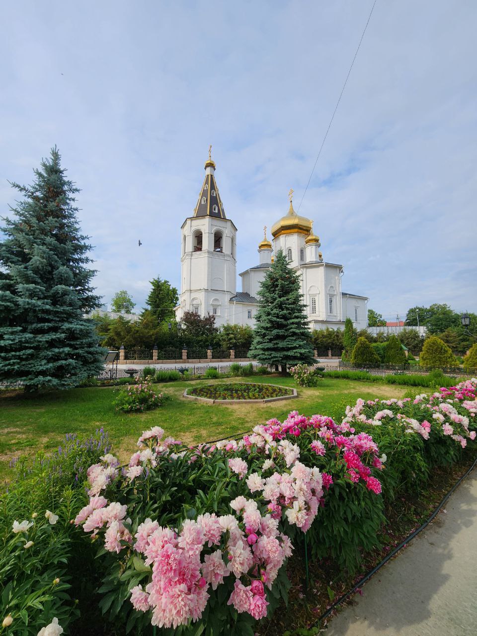 Свято-Троицкий монастырь
