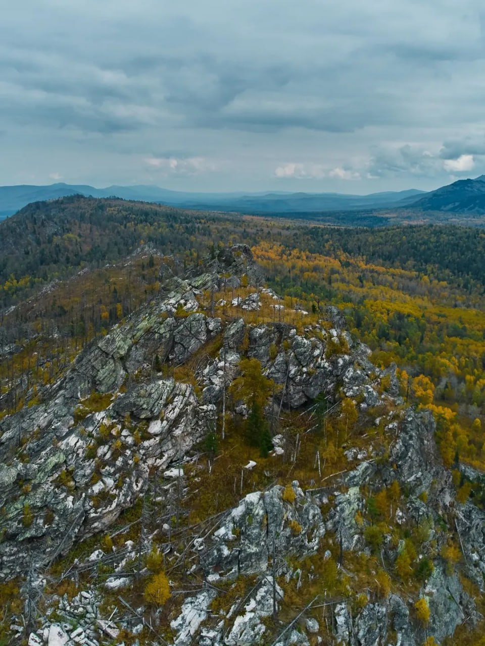 Хребет Бакты