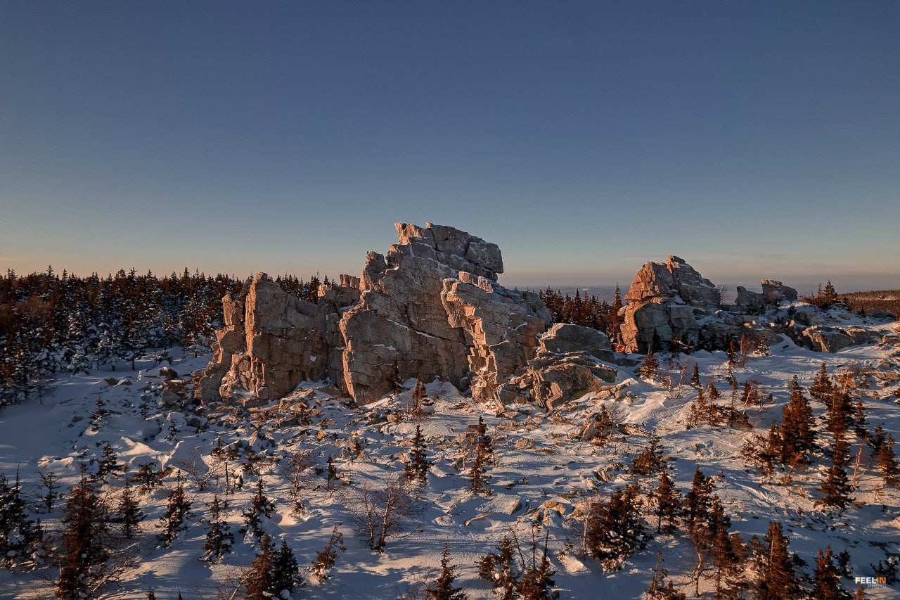 Хребет Юрма
