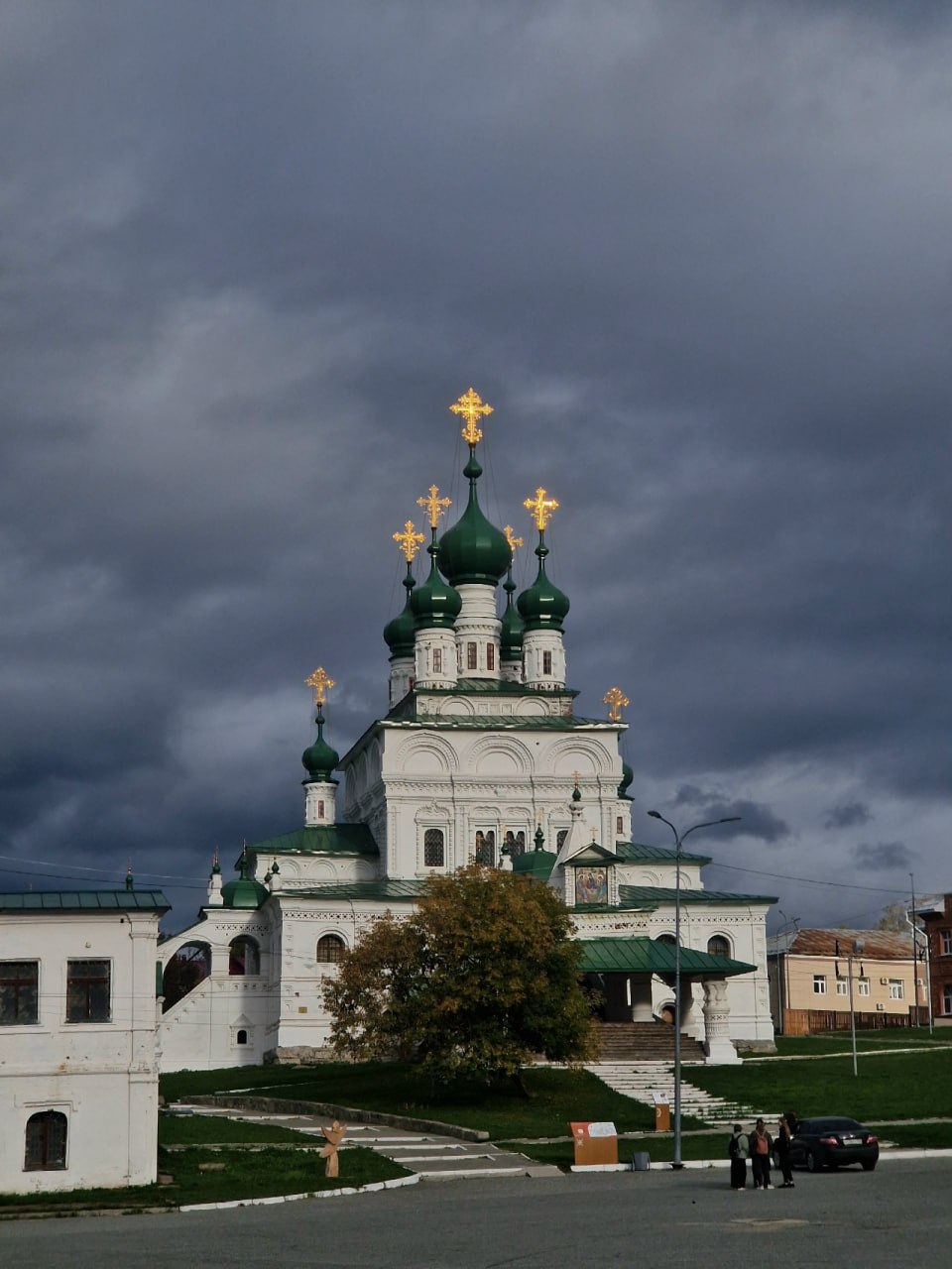 Собор Троицы Живоначальной