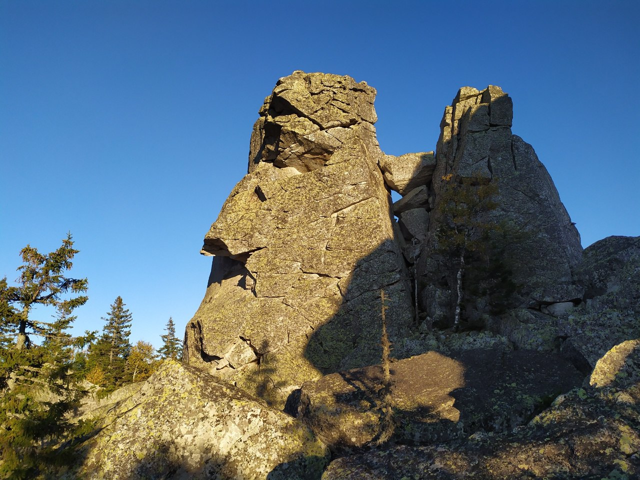 Гора Ялангас