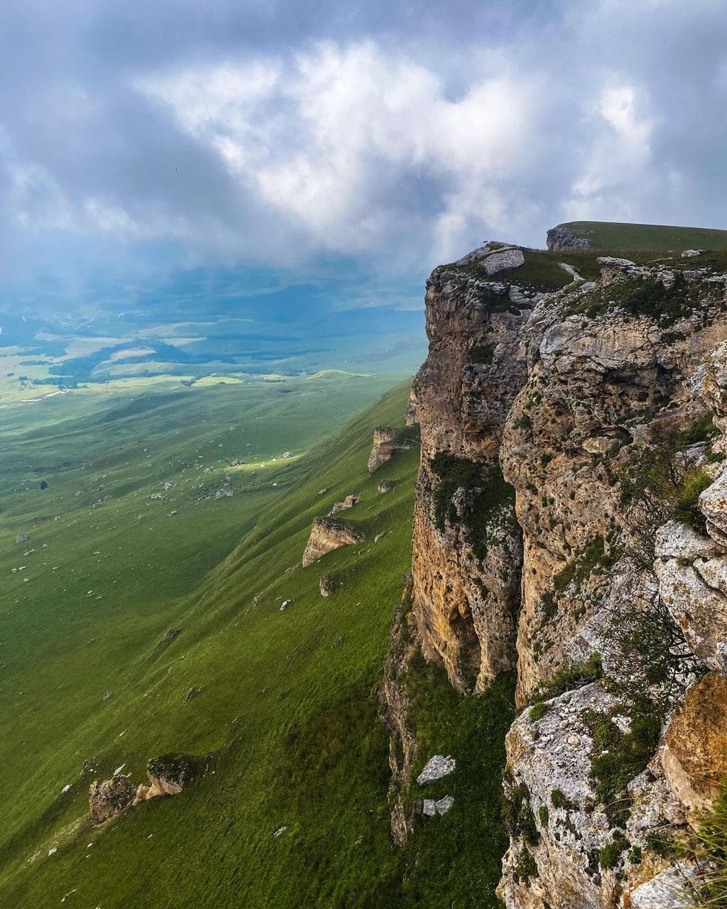 Гора Больше
