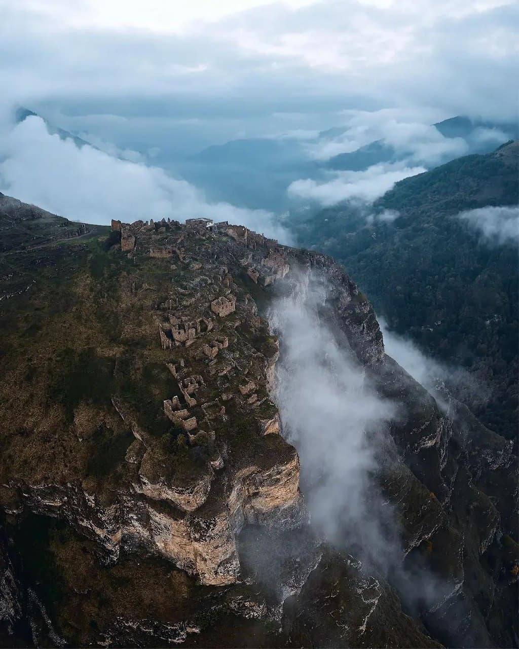 Село Амузги