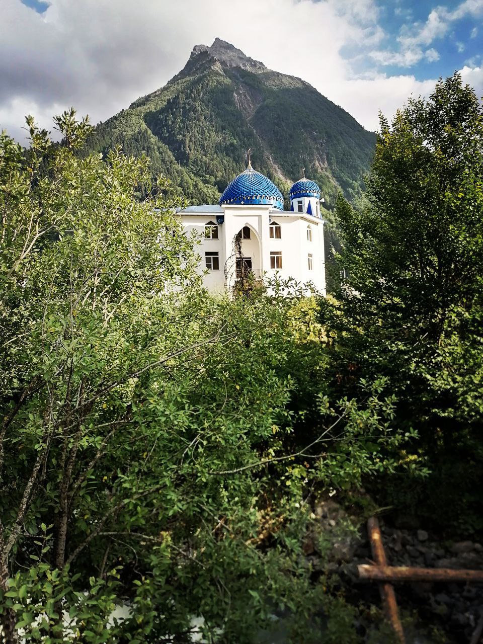 Мечеть в Домбае