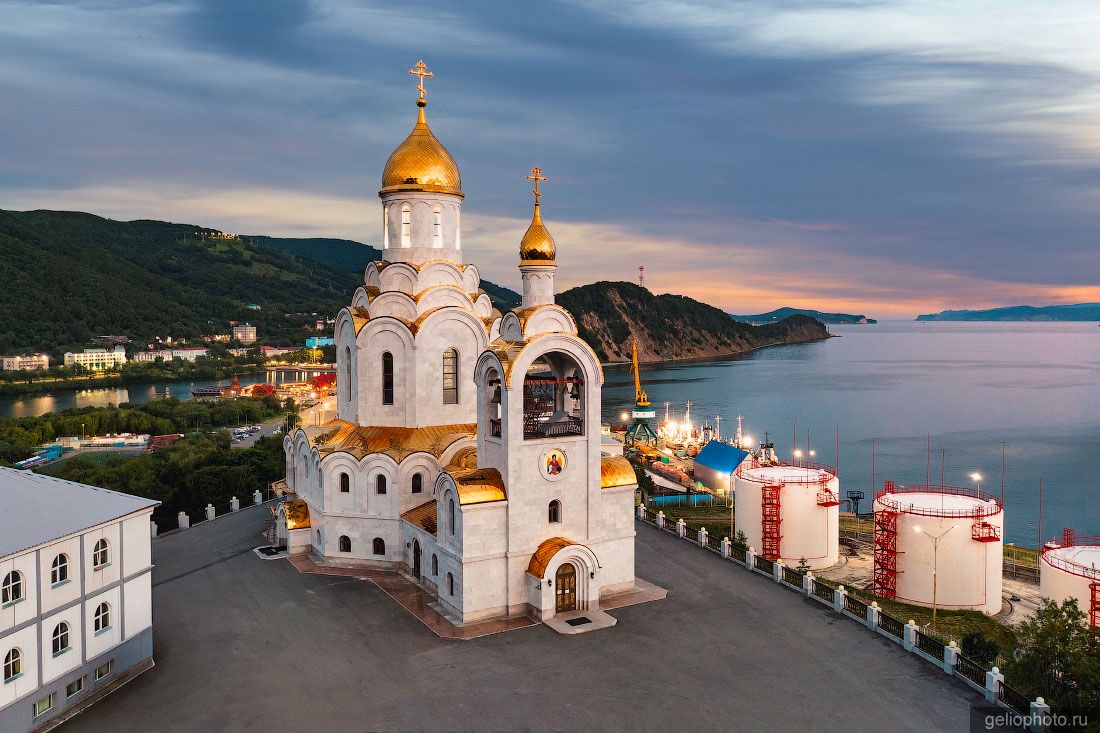 Храм Пантелеимона