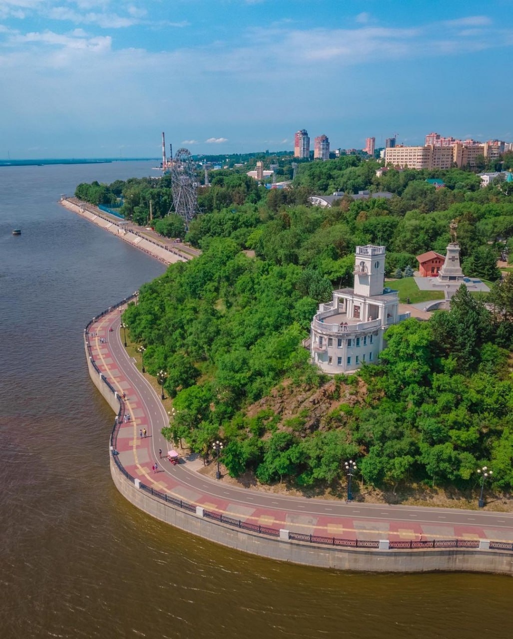 Хабаровский утёс