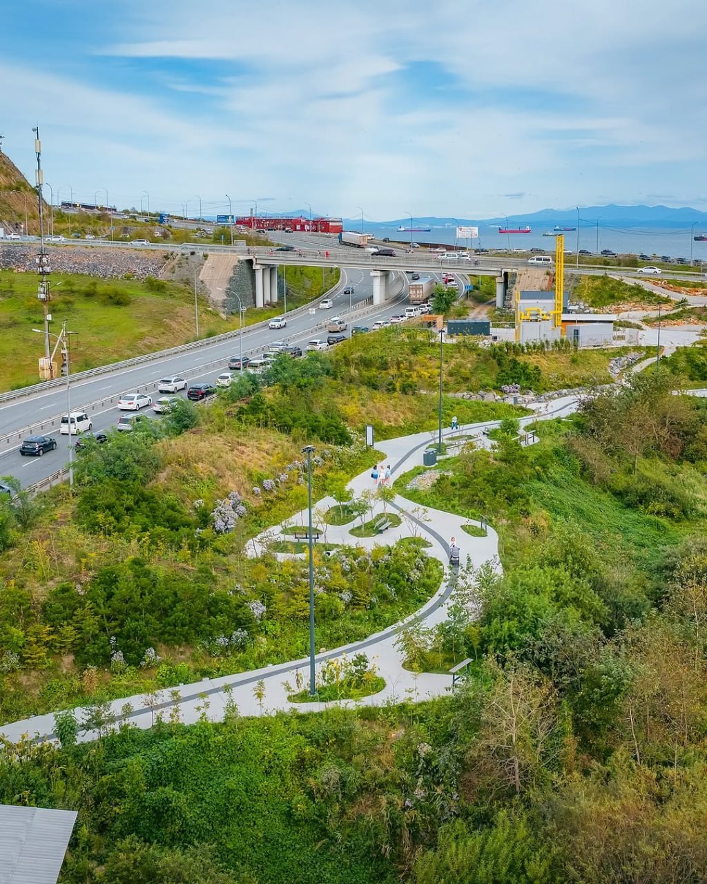 Парк у озера Торфянка