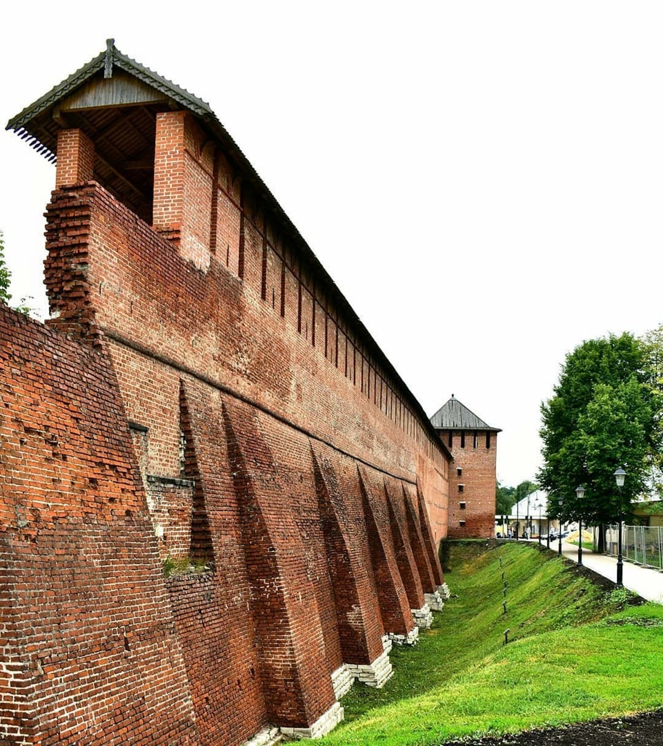Кремлевская стена, Коломна