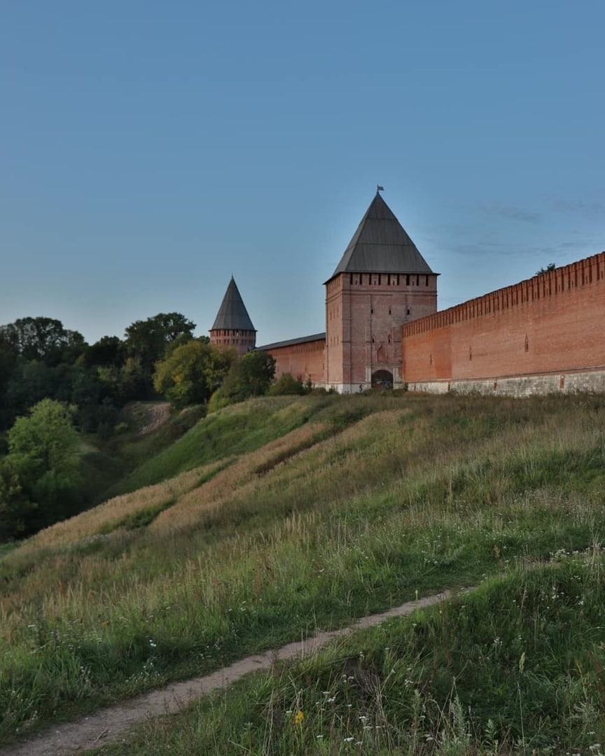 Смоленская крепостная стена