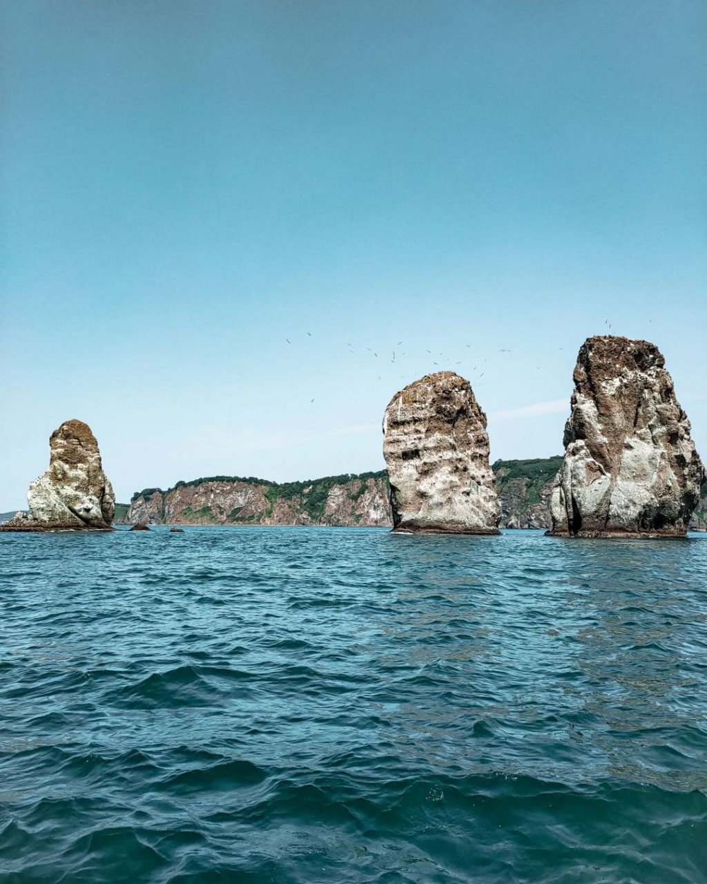 Скалы Три Брата, Камчатка