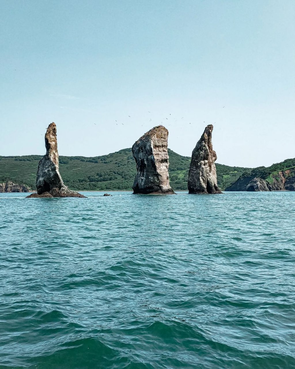 Скалы Три Брата, Камчатка