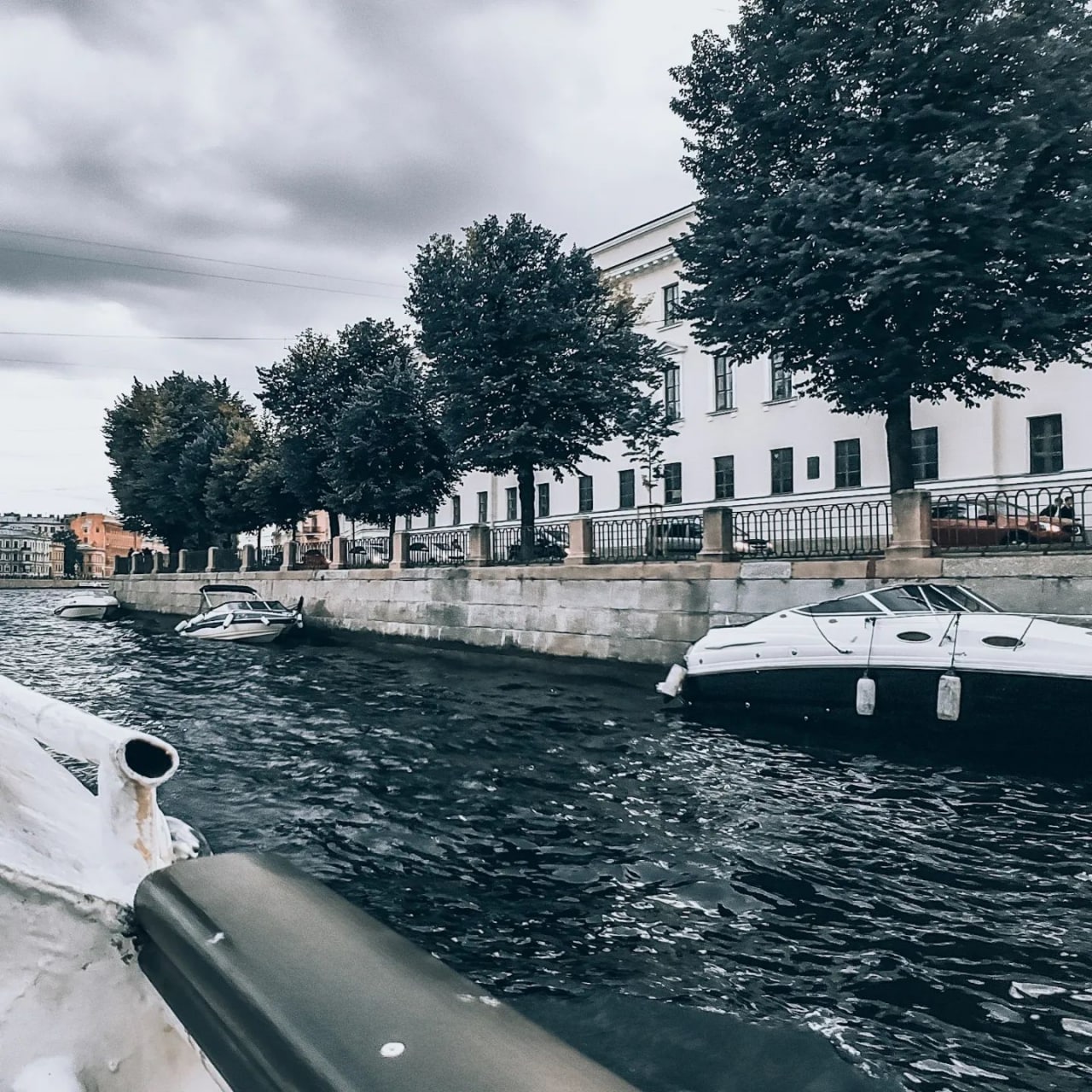Водная прогулка по Петербургу