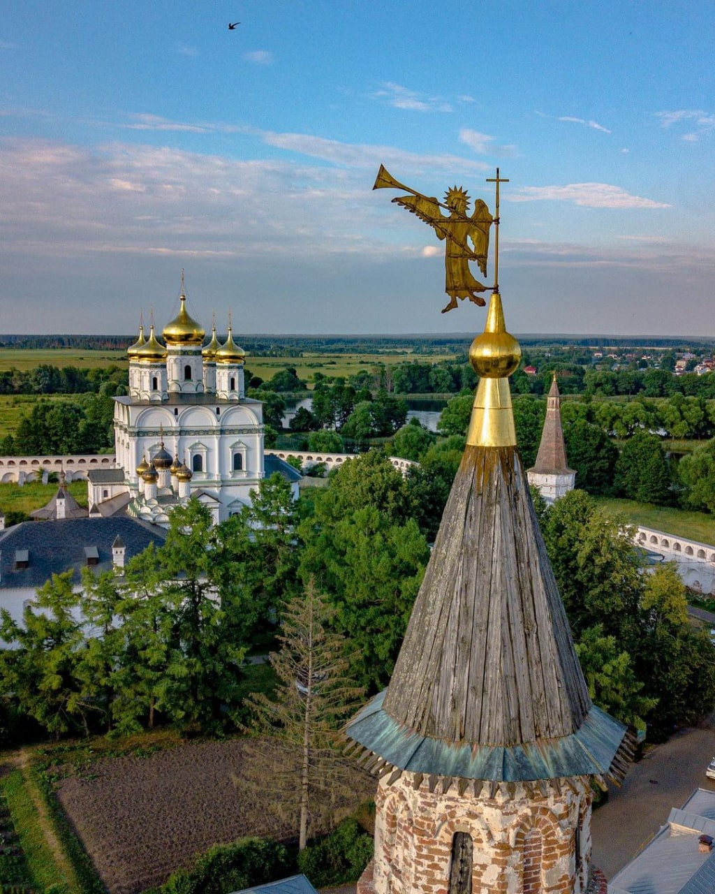 Иосифо-Волоцкий монастырь