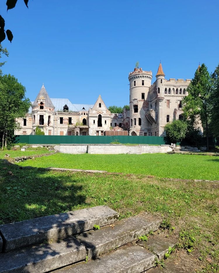 Усадьба в Муромцево