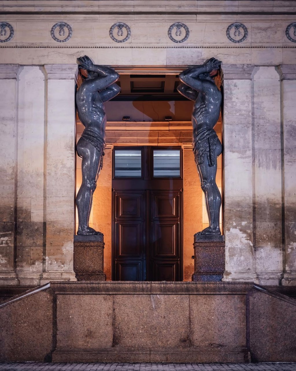 Атланты Эрмитажа