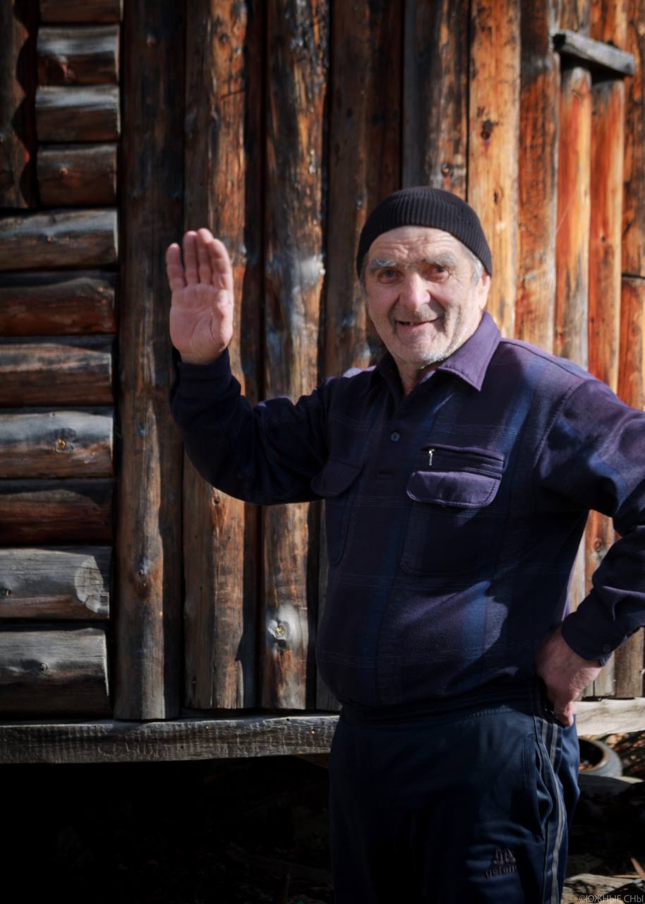Крутящийся дом в Архызе