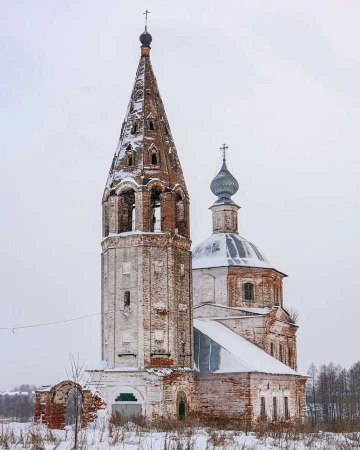 Храм в селе Новоселки
