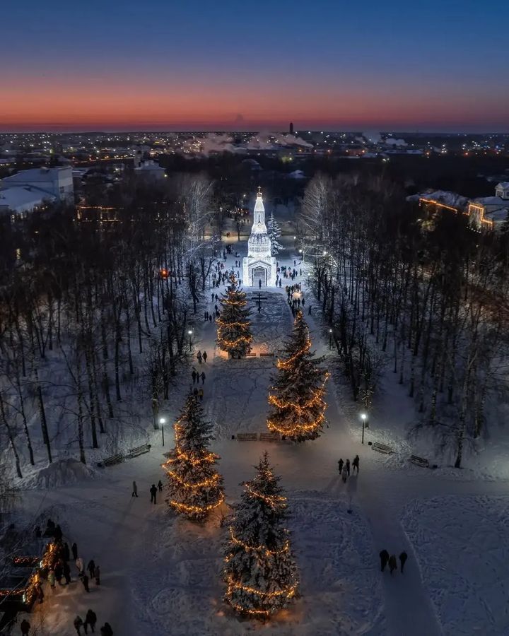 Инсталляция Храм в Шуе