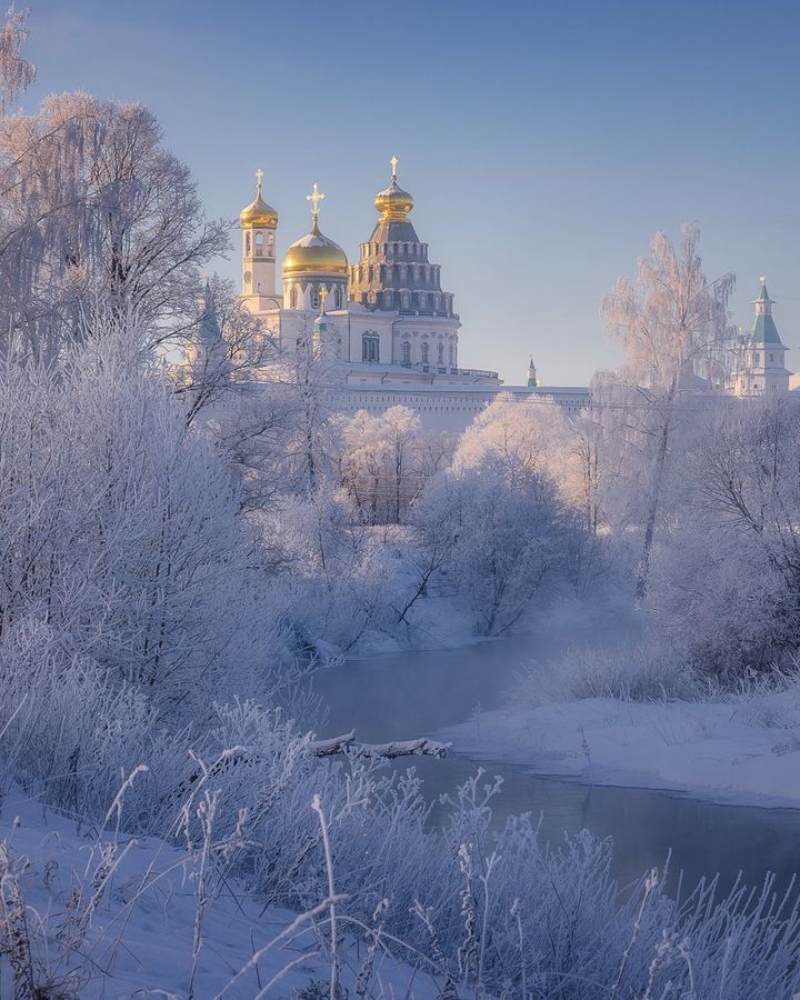 Воскресенский монастырь