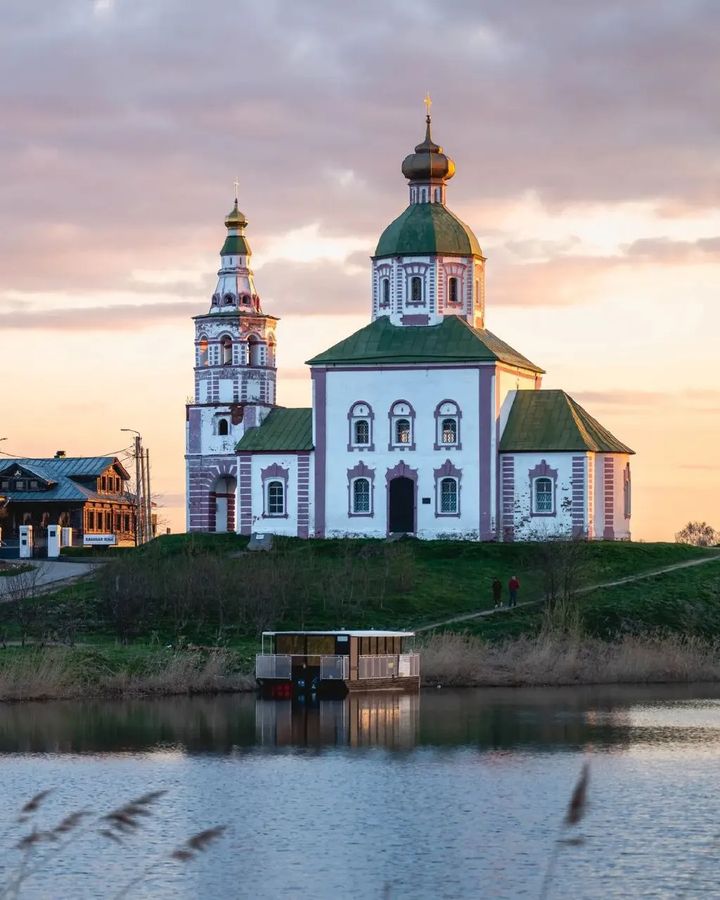 Ильинская церковь в Суздале