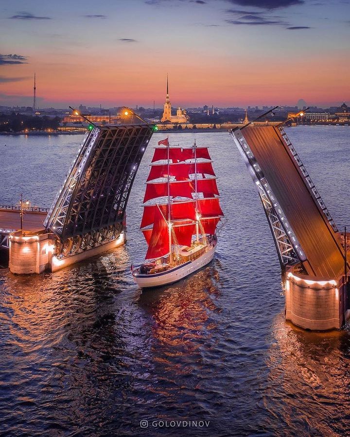 Алые паруса, Санкт-Петербург