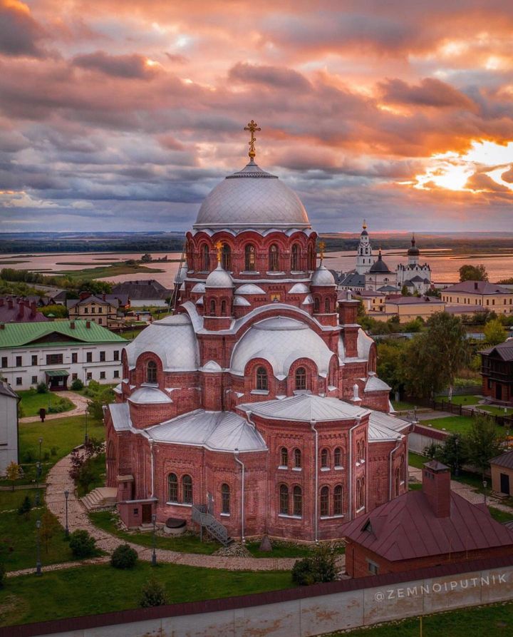 Скорбященский собор
