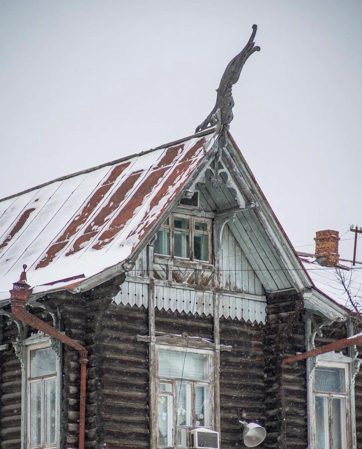 Томский дом с драконами