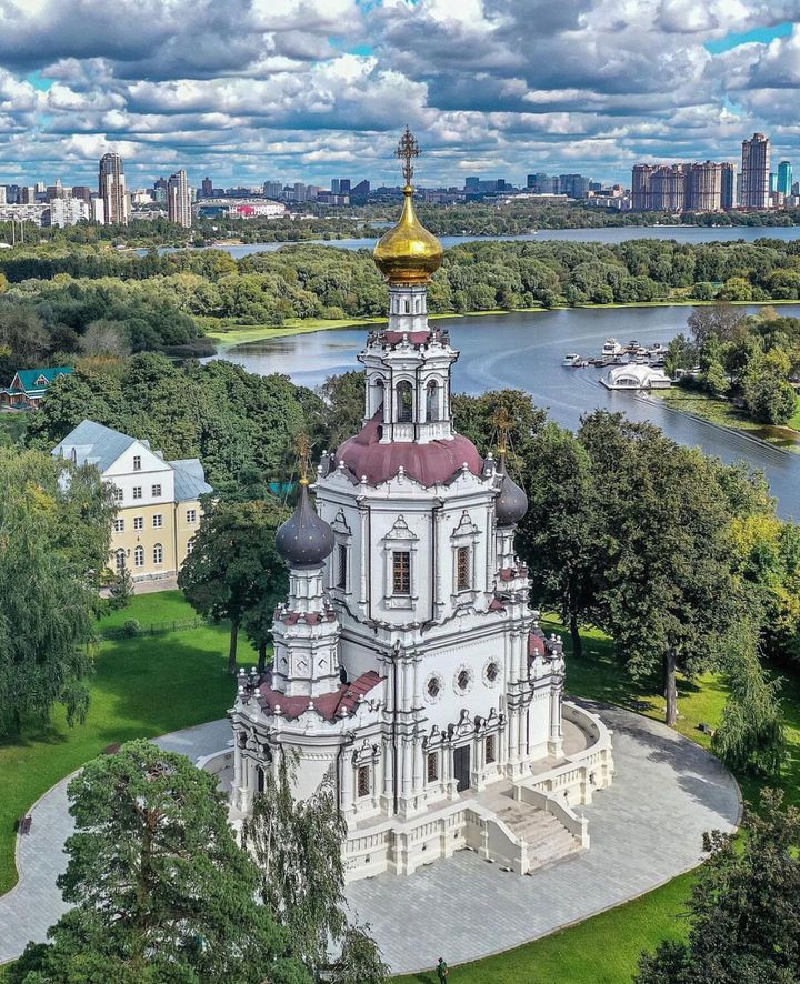 Троицкая церковь