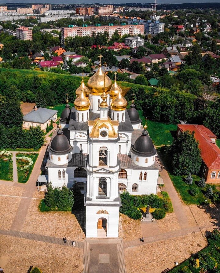 Город Дмитров