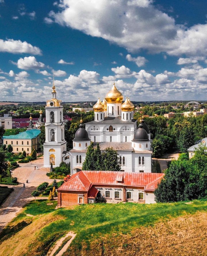 Город Дмитров
