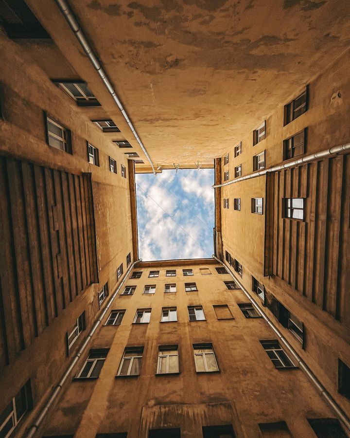 Двор-колодец в СПб
